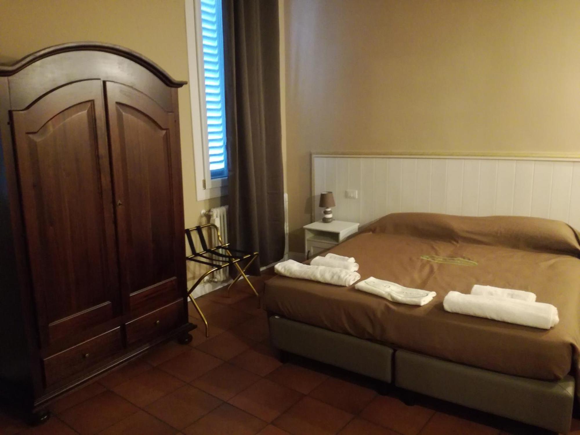 Piazza San Domenico Rooms - Bedinbolognacentro - Bologna